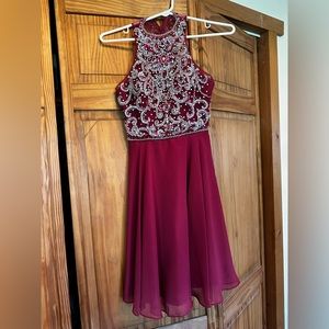 Semi formal/formal dress. Size XS.